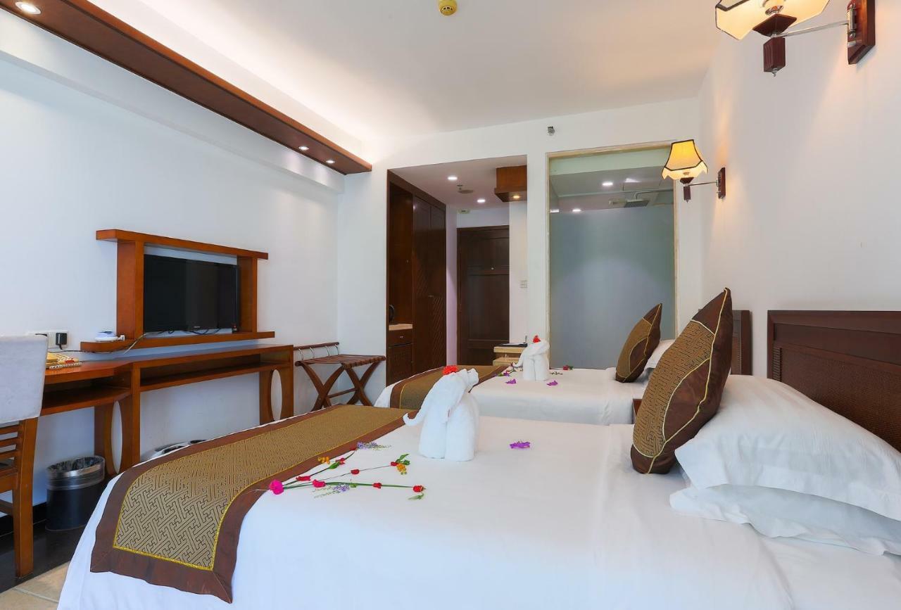 Rongjin Haiyue Hotel Sanya Exterior foto